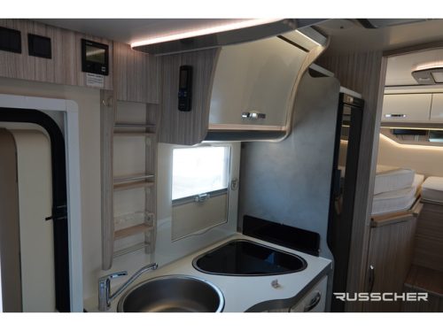 Elnagh T-LOFT 529 140Pk 5-Person Level System | Roof Air Conditioner | VAT camper photo: 9