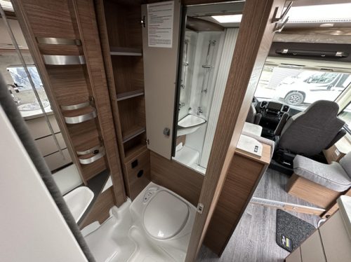 Knaus L!ve I 650 MEG LENGTE BEDDEN  AUTOMAAT foto: 14