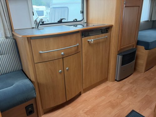 Eriba Nova 530 Mover/Awning/Bike rack photo: 4