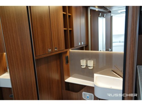 Hymer BMC I 680 | 170Pk Automatik. | Niveausystem | Maxxfan | Dachklimaanlage | Lithium-Batterie Foto: 16