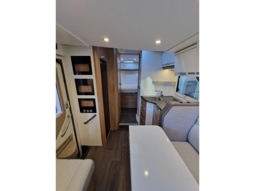 Adria Matrix 640 DC Face to face 2021  photo: 17