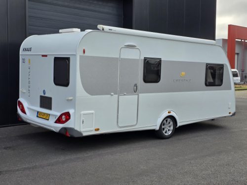 Knaus Lifestyle 550 LK Lounge & Etagenbett Foto: 2