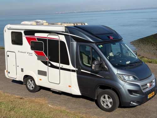 B&uuml;rstner Travel Van photo : 0