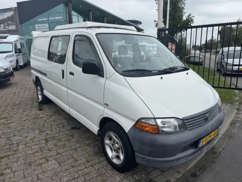 Toyota ProAce Hiace Kastenwagen Automatik Foto: 2