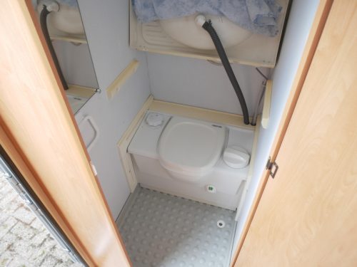 Caravelair Antares 390 Awning, bicycle rack photo: 13