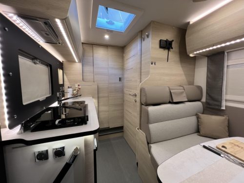 Rapido C NEW INCLUDING MANY OPTIONS photo: 11