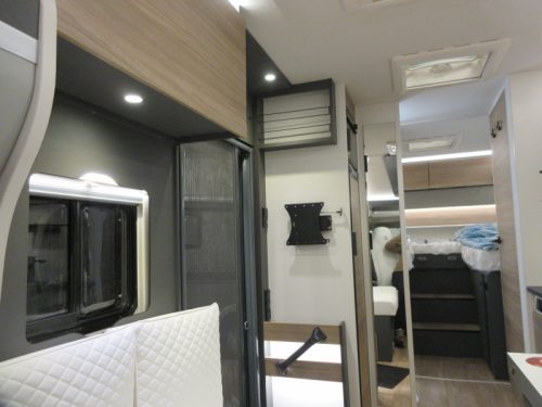 Dethleffs Trend Active+ T 7057 EBL FACE TO FACE Foto: 6