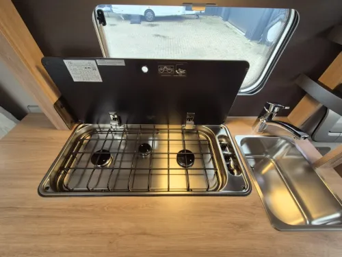 Knaus Sport Platinum 500 EU Rundsitzgruppe + Einzelbetten Foto: 11