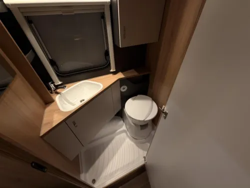 Knaus Sport Platinum 420 QD Platinum+1500KG+Boden Foto: 11