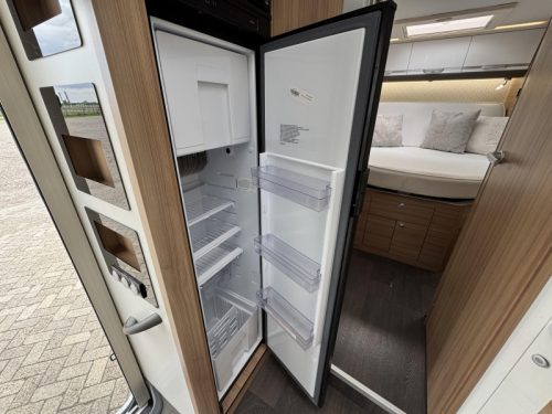 Adria Matrix Plus 670 DC Queensbett Hubbett Wechselrichter Foto: 15