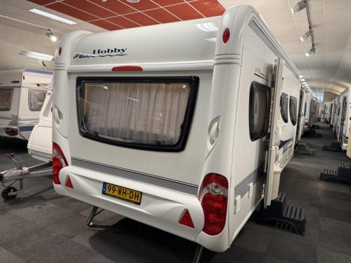 Hobby La Vita Bionda 495 UL 2 BERTHS MOVER AWNING TOP photo: 4