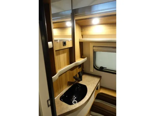 Eriba Touring 420 neuf, ann&eacute;e mod&egrave;le 2026  photo : 11