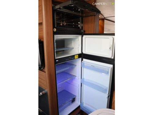 NIESMANN-BISCHOFF ARTO 79LE 177hp Automatic | E&amp;P Level System | Alde heating | Truma cabin air conditioning | FULLY EQUIPPED! | Single beds | Solar panels | Electri photo: 18