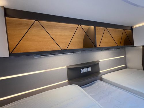 LMC Tourer 660 T Single beds, E&P, Air conditioning  photo: 33