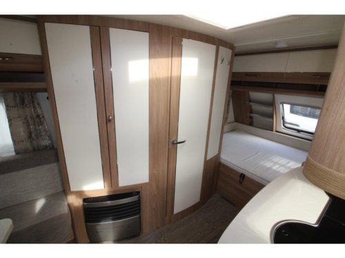 Hobby De Luxe 455 UF Thule 6300 Ultraheat Foto: 7