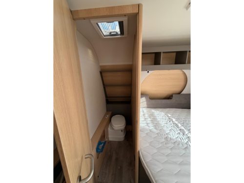 LMC Tandero 480 D Mit Truma Rangierhilfe!  Foto: 11