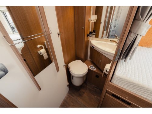 Carado T447 with drop-down bed photo: 20