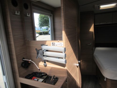 Knaus Sport E-Power Selection 500 UF SEHR GEPFLEGT  Foto: 15