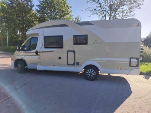 B&uuml;rstner Ixeo 664 mit Klimaanlage und Solarpaneel! Foto: 11