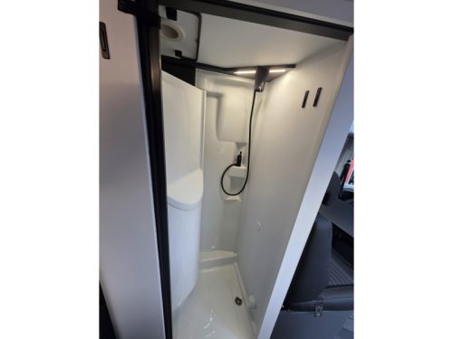 Adria Twin Supreme 640 SLB foto: 16