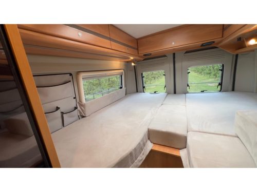 P&ouml;ssl Roadcruiser 640 Automatic / New condition / Van conversion photo: 18