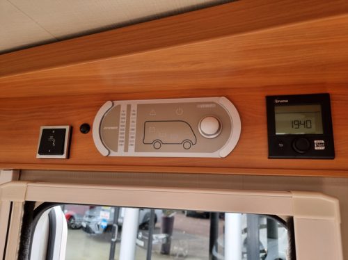 Hymer Exsis 678 | Automatic | Euro-6b | Single beds | Drop-down bed | Camera | Navigation | Top condition! photo: 11