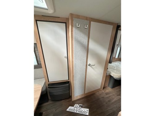 Knaus Sport 500 EU - SINGLE BEDS 1700 KG photo: 9