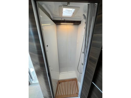Laika Ecovip 3019 L automaat enkele bedden  foto: 19