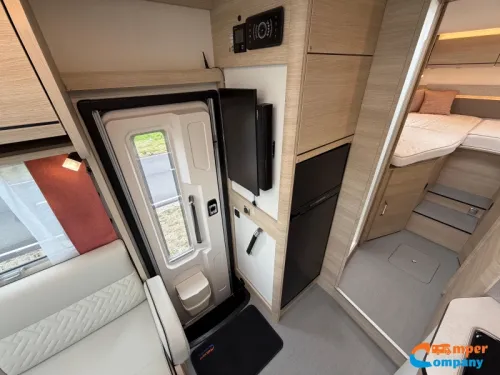 Rapido 666 F Single beds/no pop-top roof  photo: 14