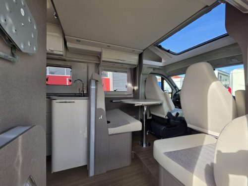 Etrusco T 6900 SB Grote garage Enkel bedden  foto: 4