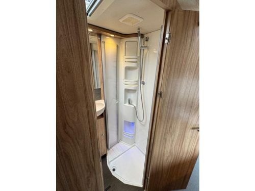 Hymer MLT 580 V6 190PK Einzelbetten LED 2 Solarpaneele Foto: 18