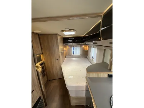 Eriba Nova GL - 60 edition 465 NEAT-MOVER-AWNING photo: 5