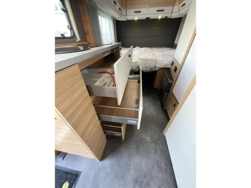 Dethleffs Summer Edition 510 LE SINGLE BEDS-FLOOR HEATING photo: 7