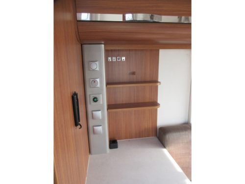 Adria Adora 492 UL CON MOVER Y VENTILADOR DE TECHO foto: 10