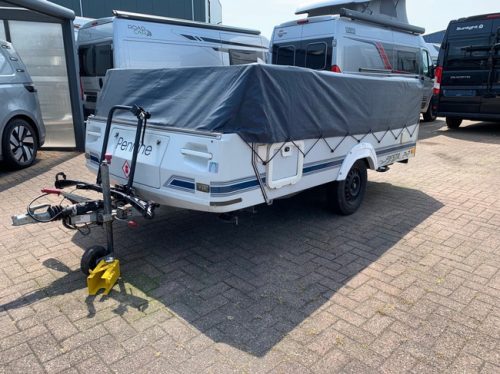 Alpenkreuzer Pennine Fiesta 2+2 Folding camper Awning 4 berths kitchen Awning 2011 photo: 6