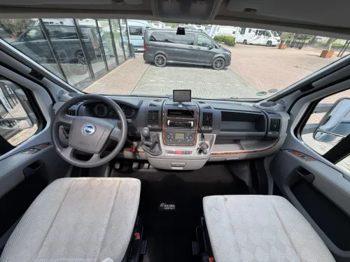 Dethleffs Advantage T 6611 Single Beds 59000 km photo: 9