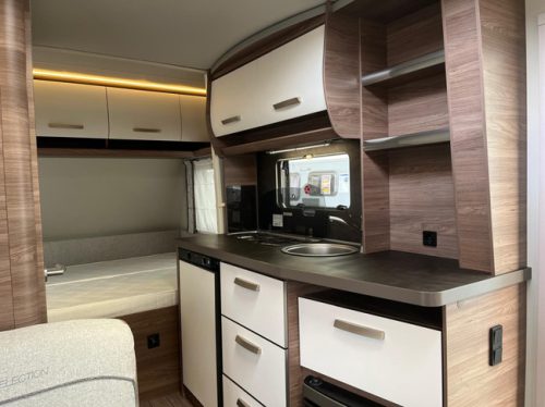 Knaus Sport Silver Selection 420 QD Transverse bed 210cm Mover photo: 4