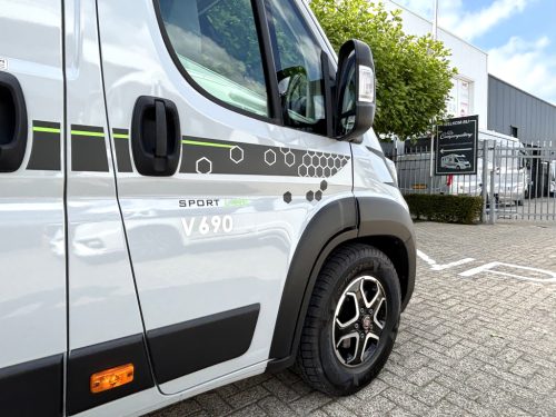 Chausson Sport Line 690 9-SPEED AUTOMATIC POP-TOP ROOF FIAT 8 180HP photo: 7
