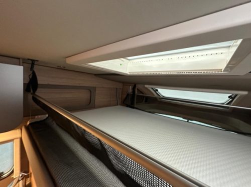 Weinsberg CaraSuite 700 MEG photo: 6
