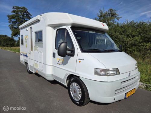 B&uuml;rstner T600 Teilintegriert 2000 ☆TV, Cruise, Festbett☆