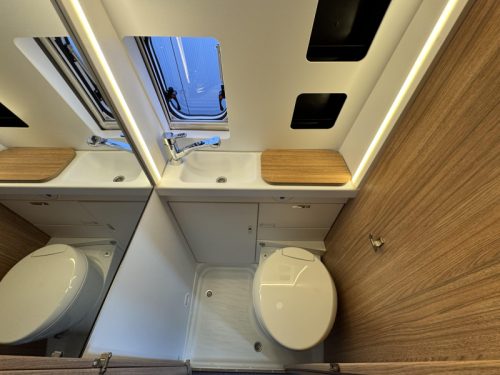 Weinsberg Edition Fire 600 ME Single beds  photo: 14