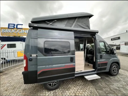 B&uuml;rstner Campeo C Skyline 540 AUTOMATIC + POP-TOP ROOF  photo: 2