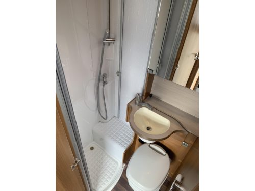 Knaus Van TI 600 ME -Einzelbetten-kompakt  Foto: 9