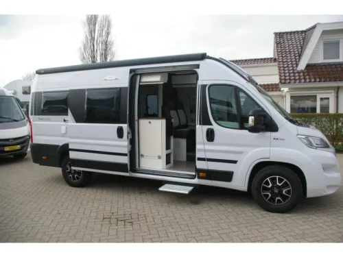 Adria Supreme 640 SLB Single beds, panorama. photo: 4