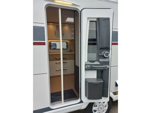 Hobby Excellent Edition 460 UFE 1500kg-vloerverwa-reswiel  foto: 3