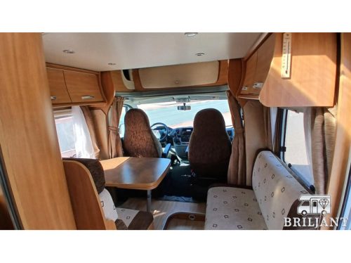 Chausson FLASH 16 ... 2011 transverse bed/lift bed photo: 10