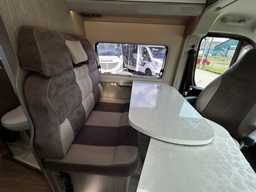 Chausson V Automaat/2019/Airco/Euro6 Foto: 15