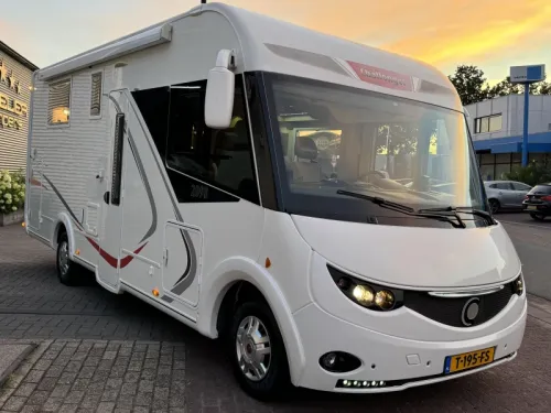 Challenger Sirius 2098 Queen bed-Lift bed-2x Airco photo: 1
