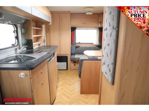 B&uuml;rstner Belcanto 440 TS Porte-v&eacute;los Lit transversal Cuisine centrale Lit transversal Si&egrave;ges en U photo : 11