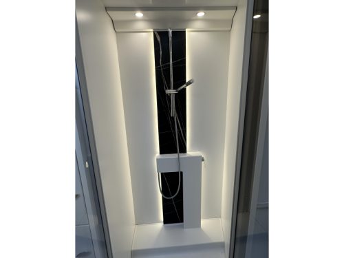 B&uuml;rstner Elegance 910 G E&P Mercedes ALDE Airco  photo: 23